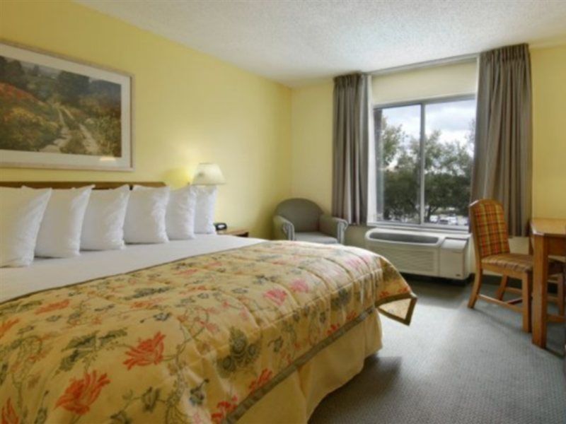 Orlando Inn Near International Drive Williamsburg Bagian luar foto